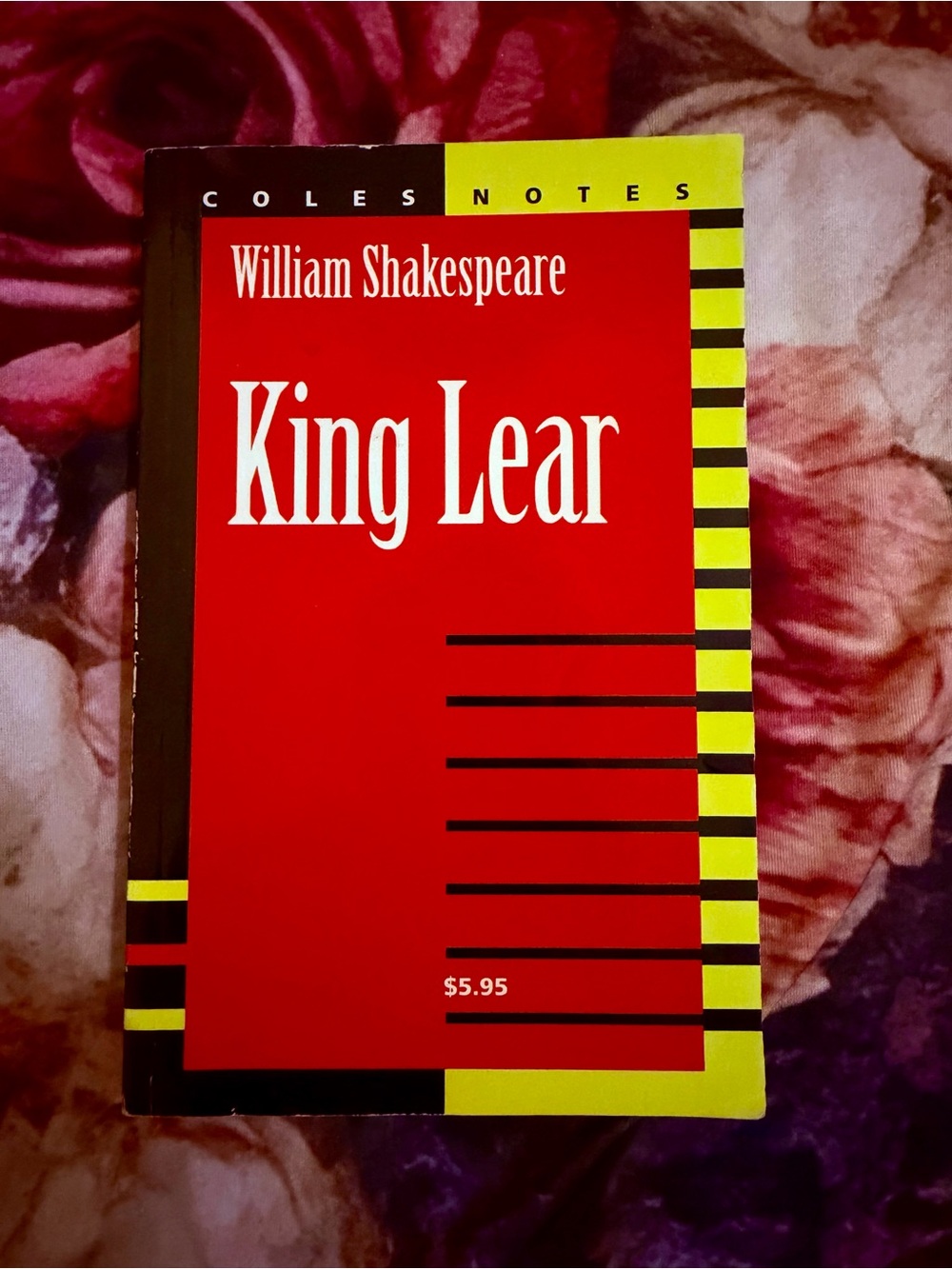 Coles Notes William Shakespeare King Lear - Red & Yellow Study Guide